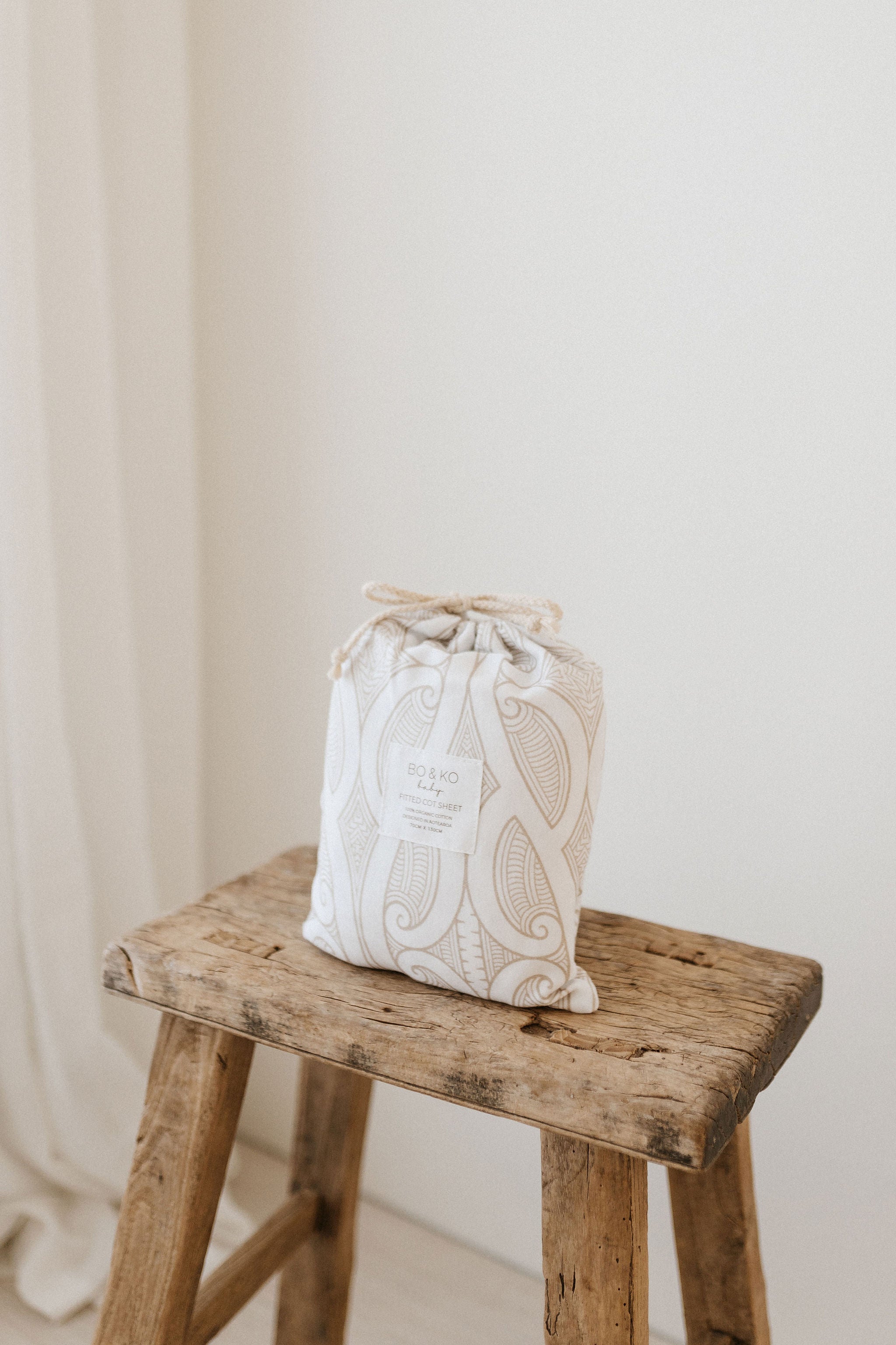 Bo & Ko Baby Te Patiki Fitted Cot Sheet (Mocha)