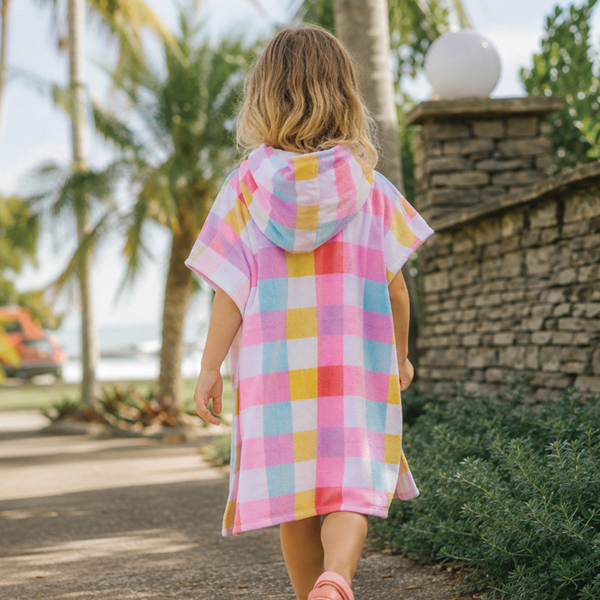 Crywolf Hooded Towel (Pop Gingham)