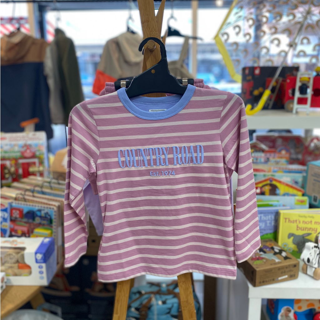 Country Road LS Heritage Tee (Berry)