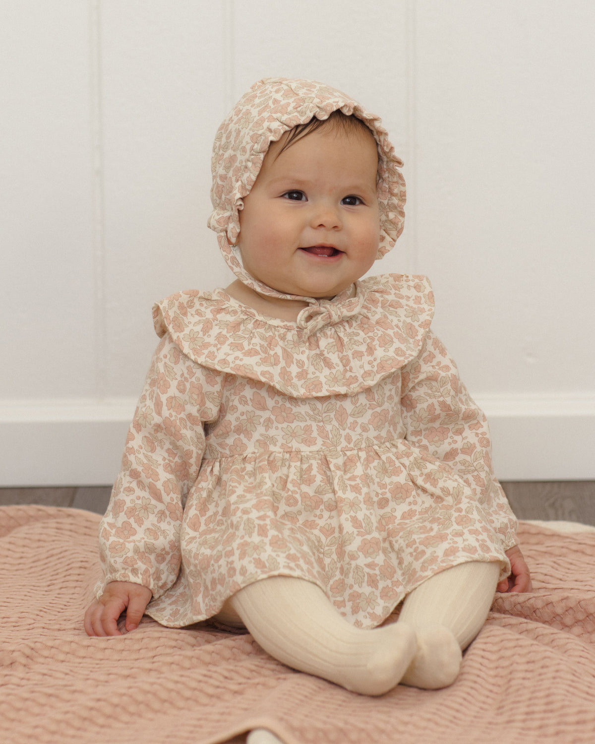 Quincy Mae Thalia Romper (Pink Blossom)