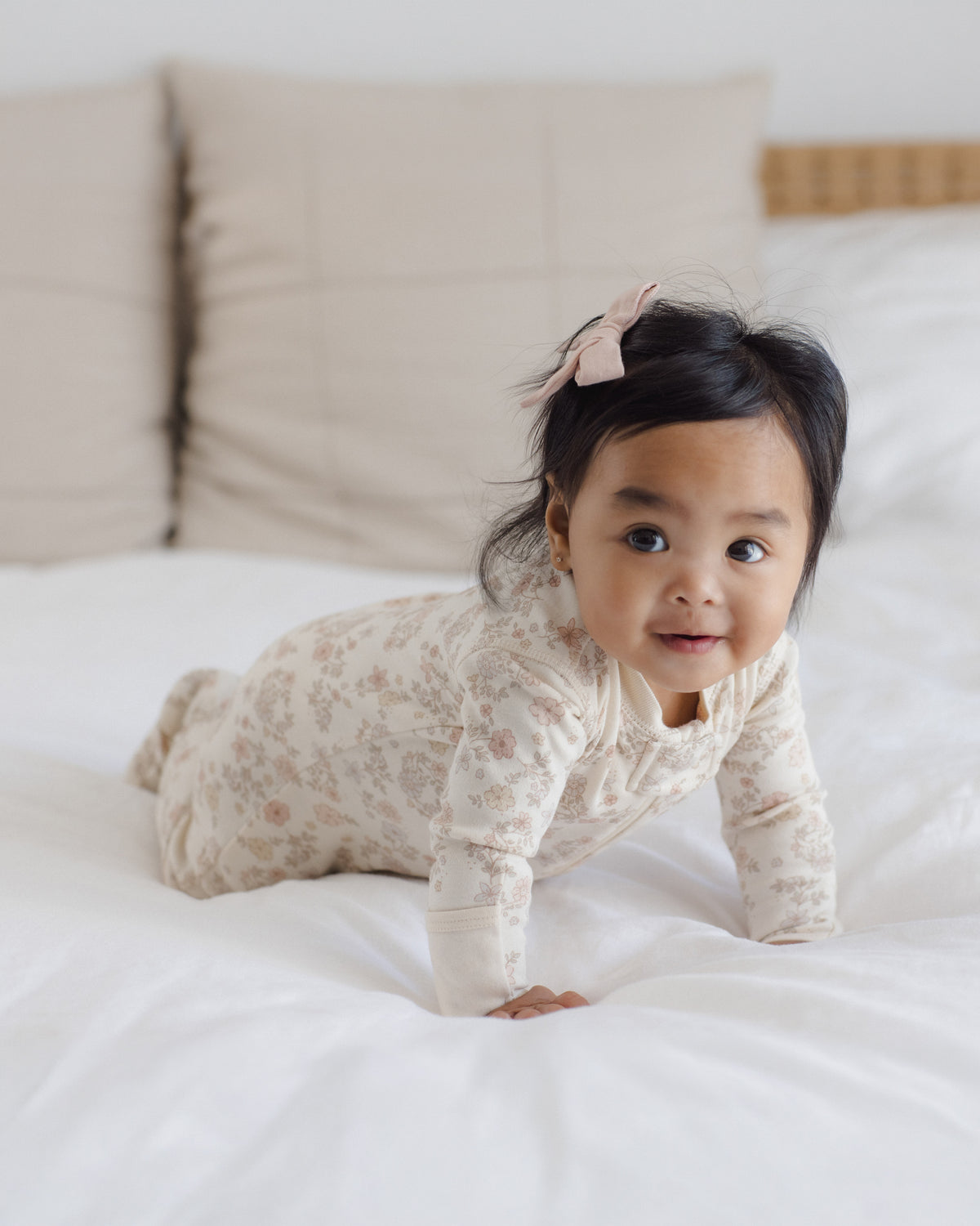 Quincy Mae Zip Long Sleeve Footie Romper (Floral Vine)