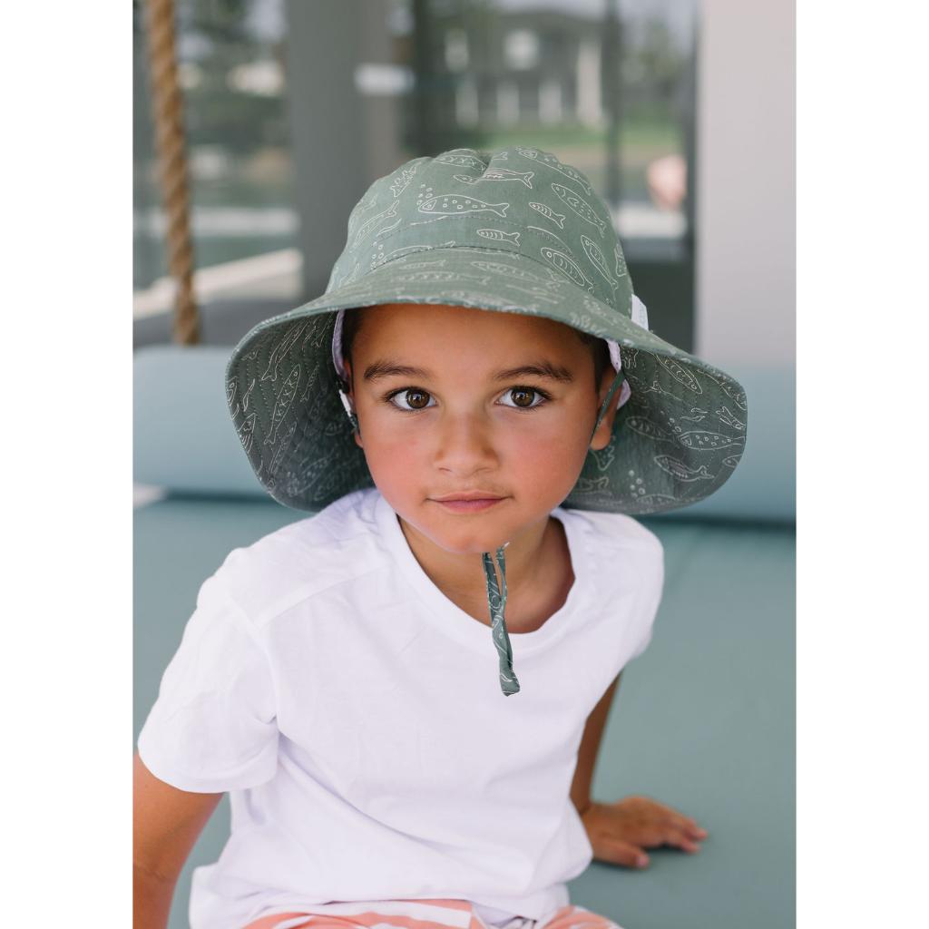 Acorn Wide Brim Bucket Sun Hat (School Of Fish)