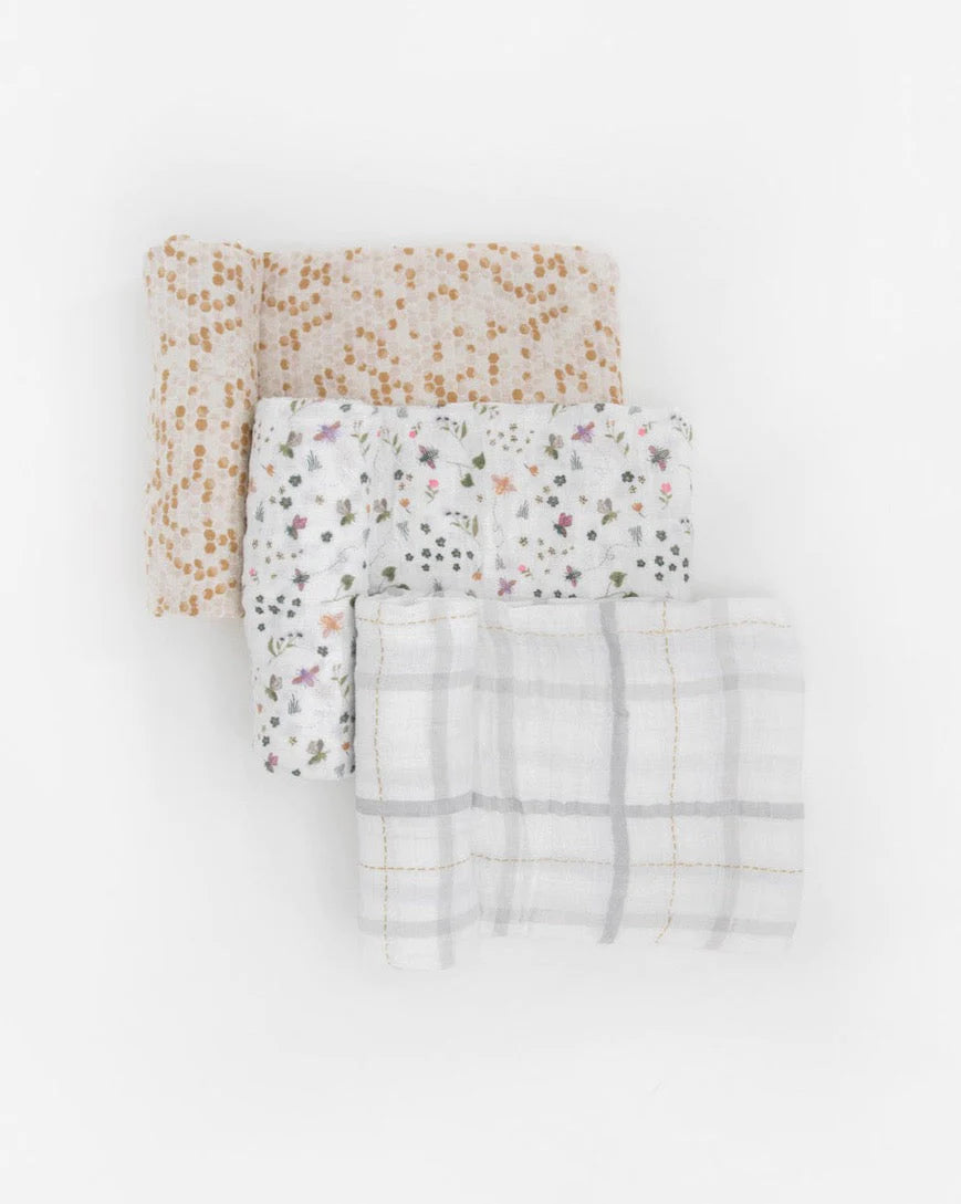 Little Unicorn 3 Pack Cotton Muslin Swaddles (Garden Bees)