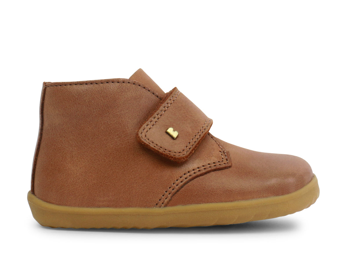 bobux step up desert boot in caramel