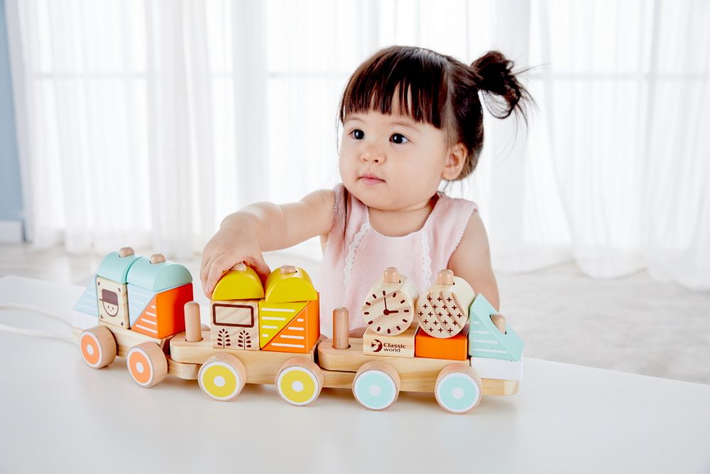 classic world wooden pull stacking train