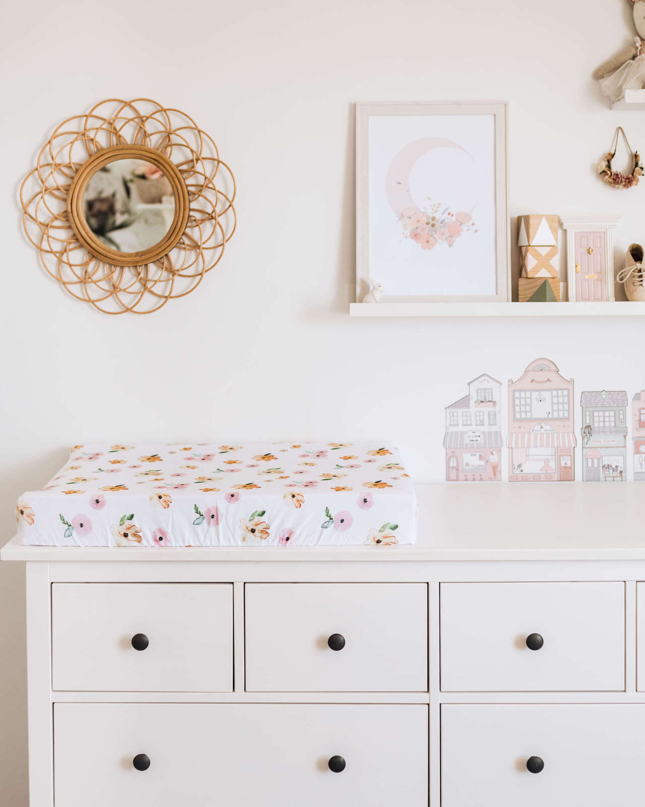 snuggle hunny kids bassinet sheet in poppy