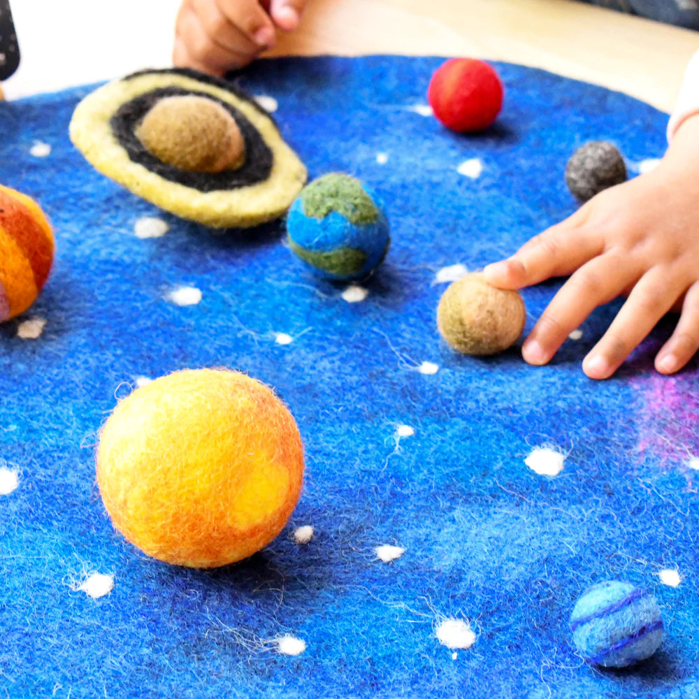 Tara Treasures Felt Solar System Play Set