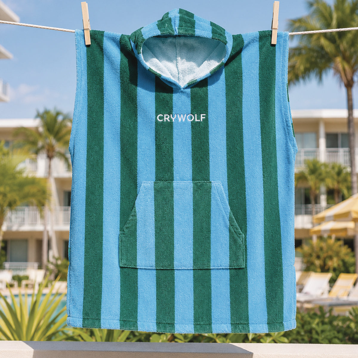 Crywolf Hooded Towel (Deck Stripe)