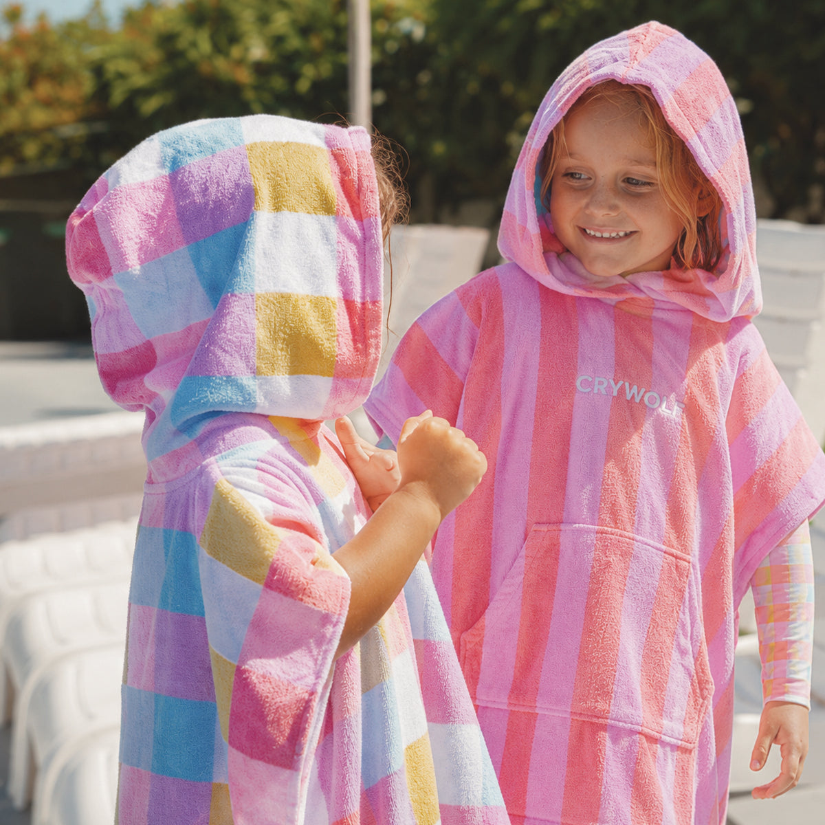 Crywolf Hooded Towel (Pop Gingham)