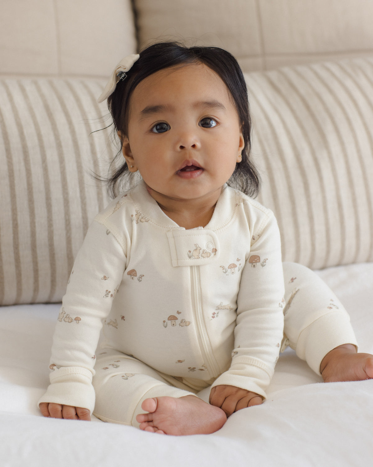 Quincy Mae Zip Long Sleeve Romper (Bunnies)