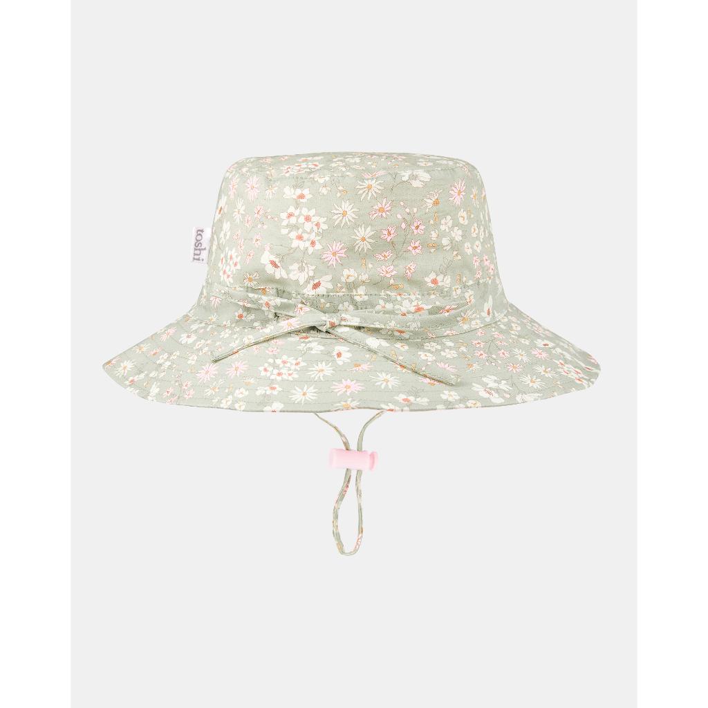 Toshi Sunhat (Eva Thyme)