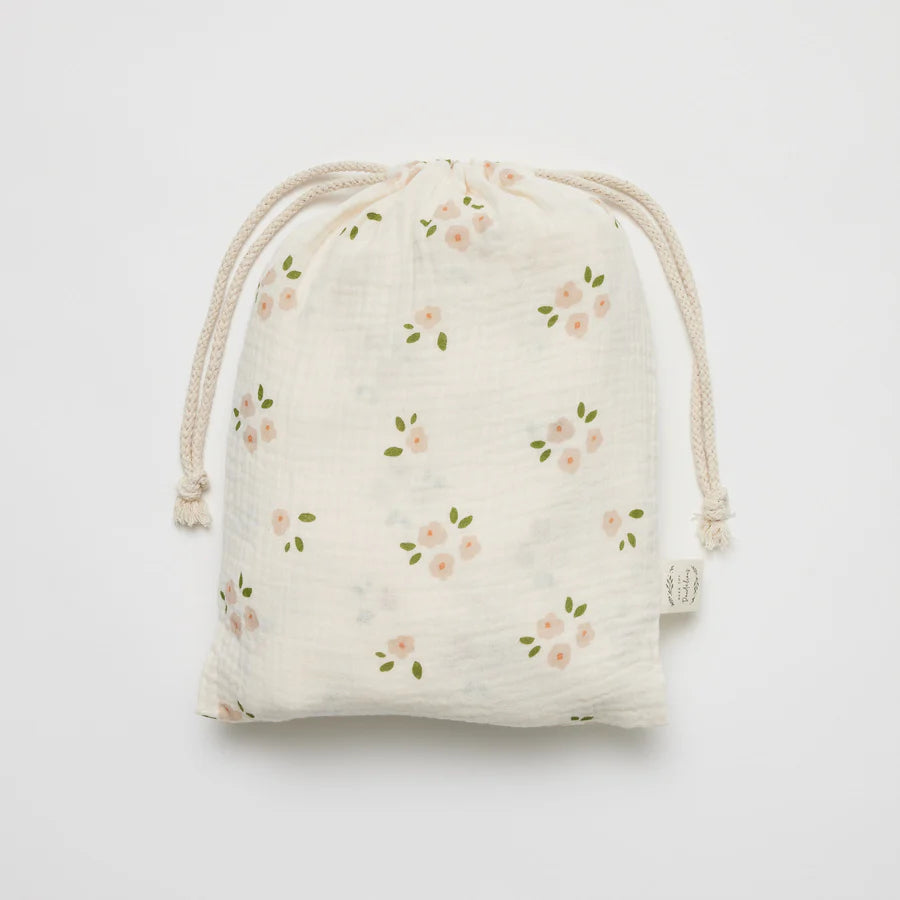 OTD Muslin Fitted Cot Sheet (Daisy)