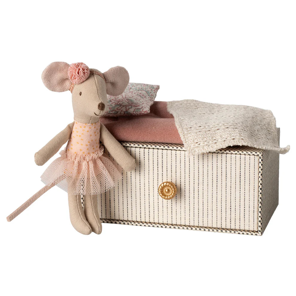 Maileg Little Sister Dance Mouse in Daybed