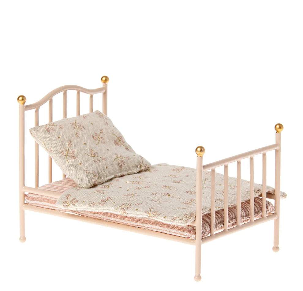 Maileg Mouse Vintage Bed (Rose)