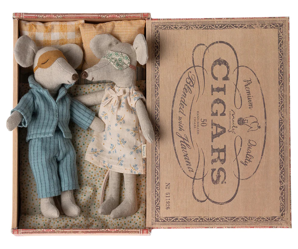 Maileg Mum & Dad Mice in Box
