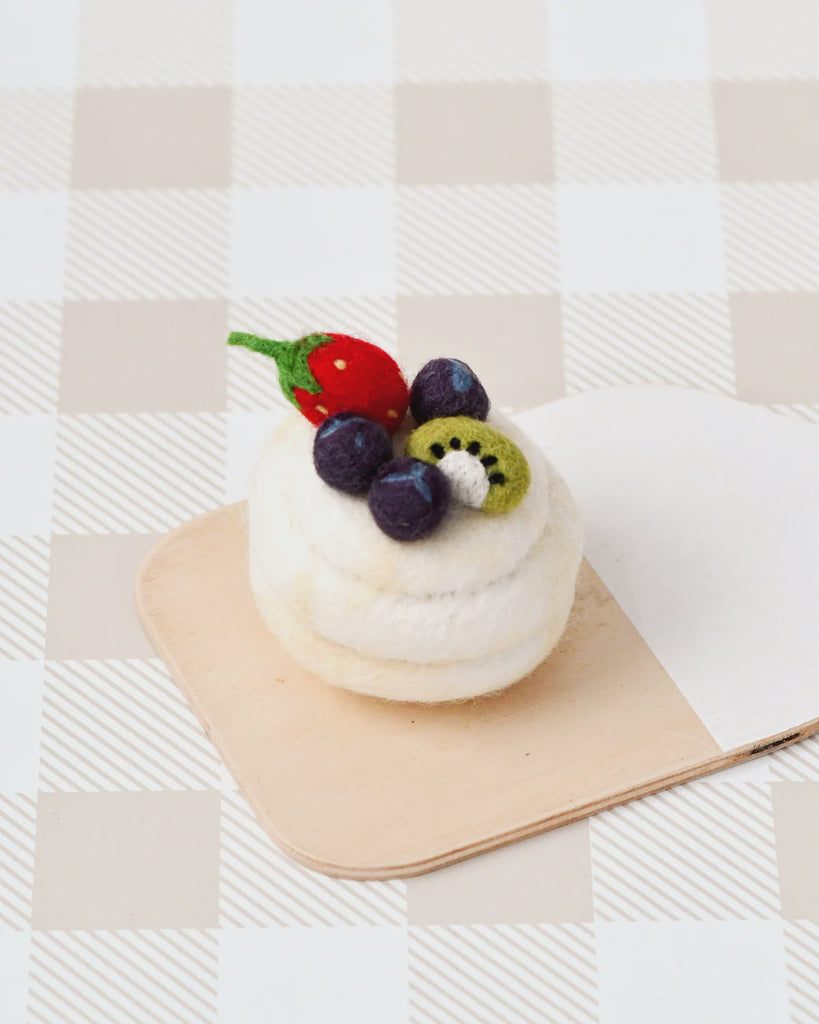 Tara Treasures Felt Pavlova Meringue Dessert