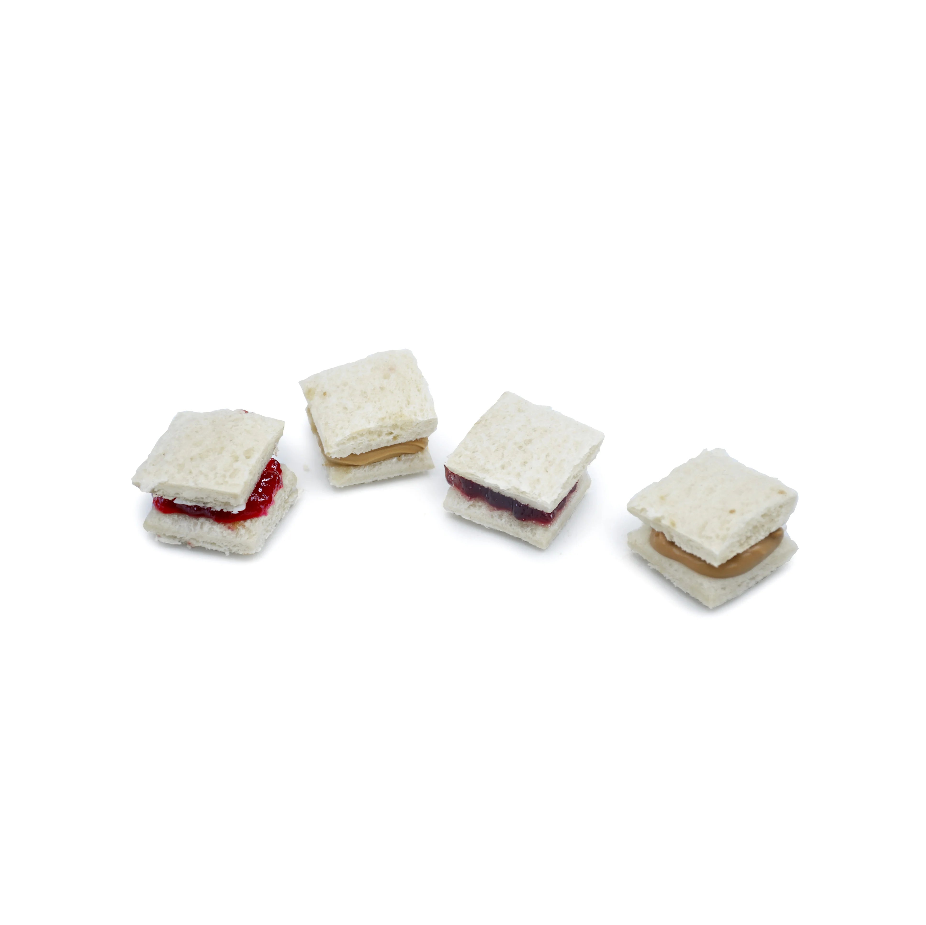 Melii Bite Sized Sandwich Cutter - Squares & Triangles (Pink/Grey)