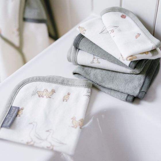 Little Linen
