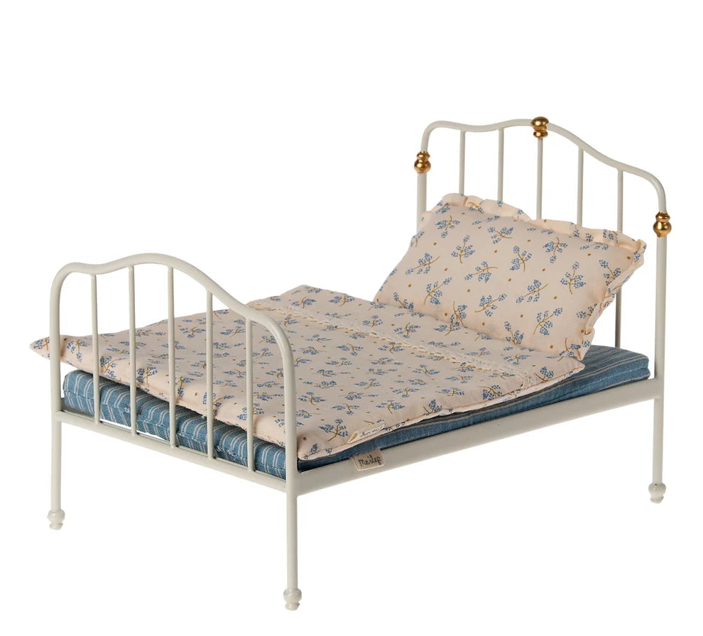 Maileg Mouse Vintage Double Bed (Off White)