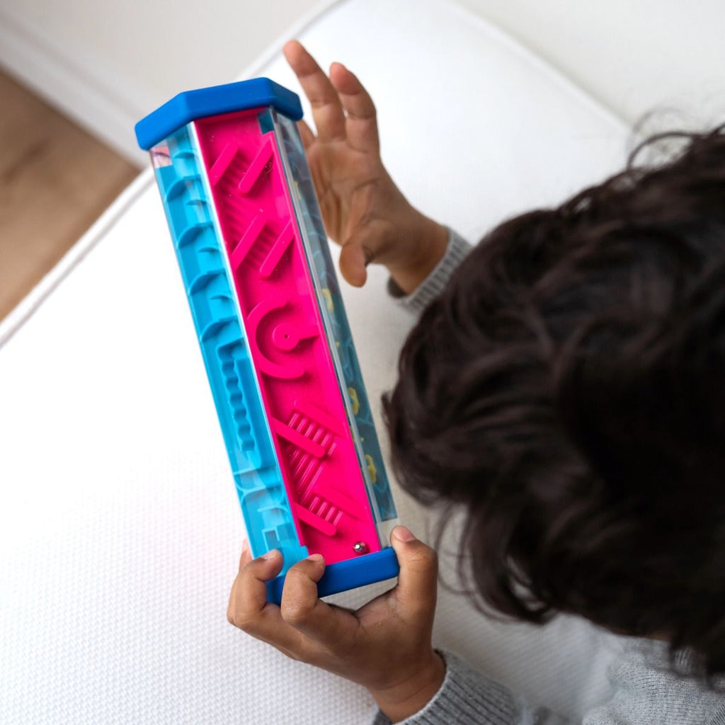 Mobi Zoomi Hexagon Maze