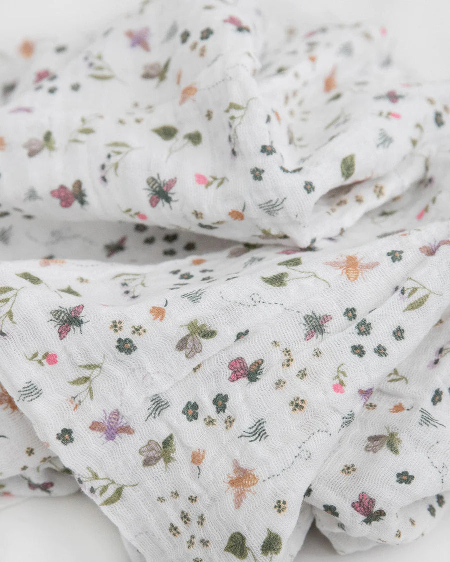 Little Unicorn 3 Pack Cotton Muslin Swaddles (Garden Bees)