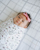 Little Unicorn 3 Pack Cotton Muslin Swaddles (Garden Bees)
