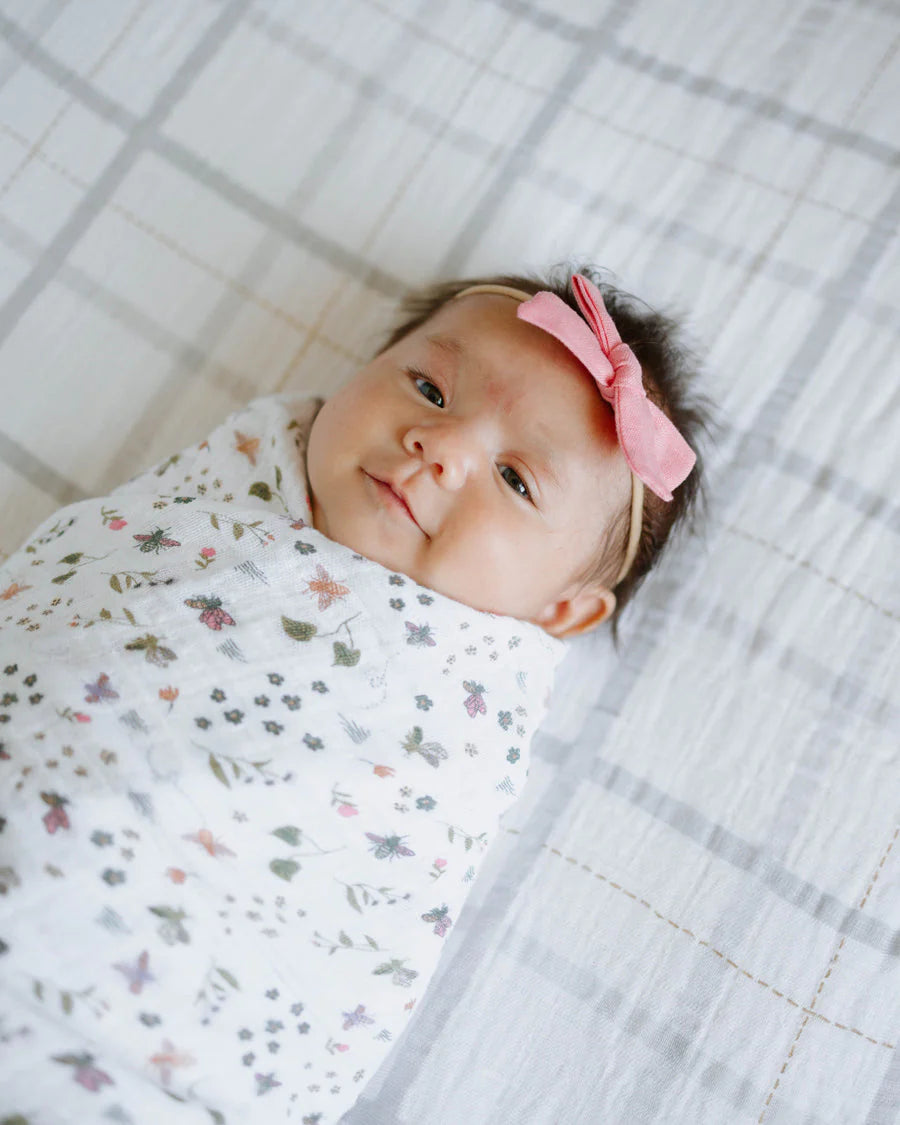 Little Unicorn 3 Pack Cotton Muslin Swaddles (Garden Bees)