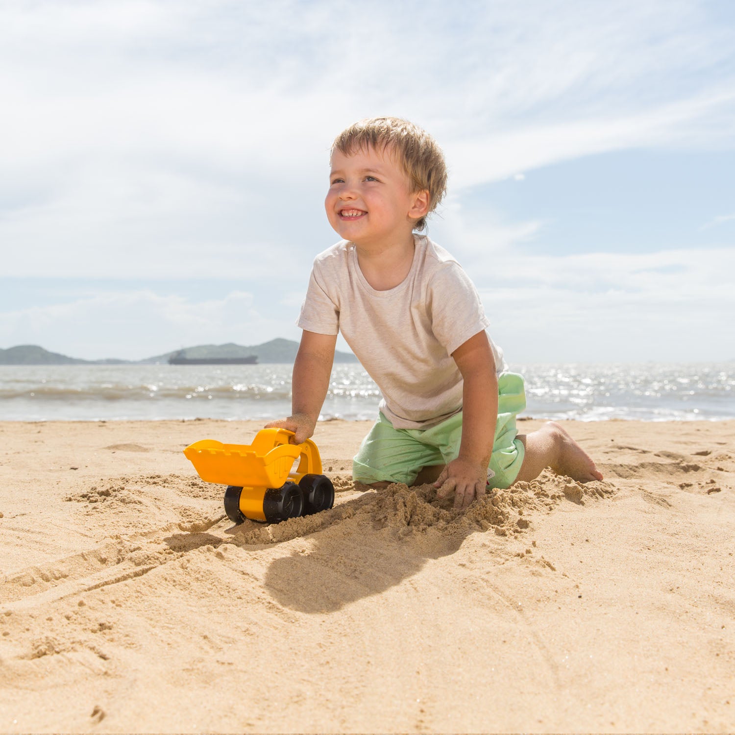 hape monster digger