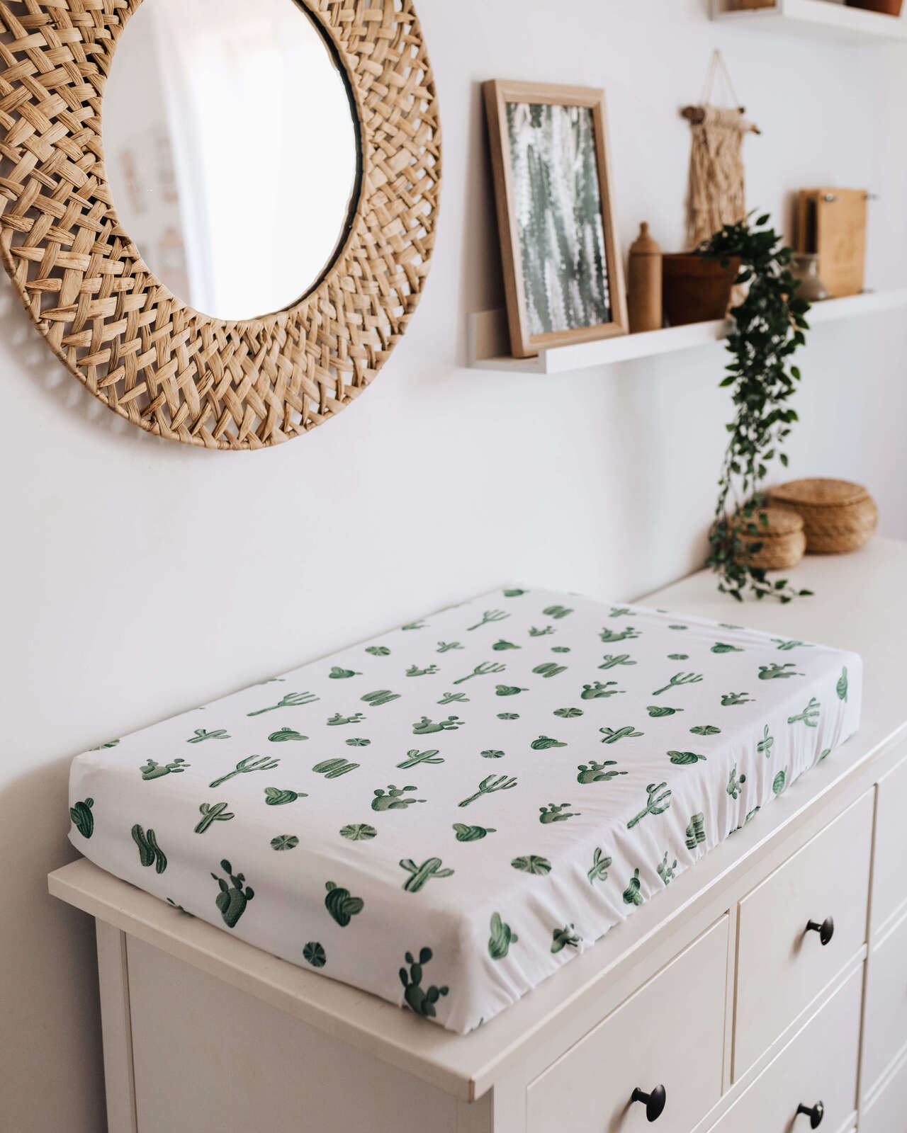 snuggle hunny kids bassinet sheet in cactus