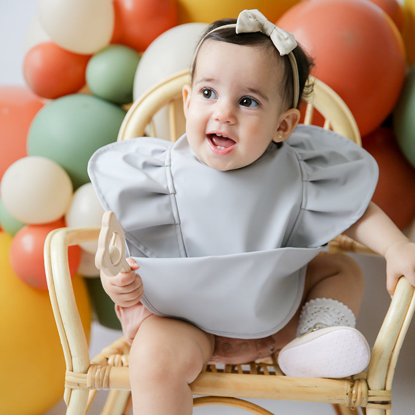Snuggle Hunny Kids Bib Waterproof (Dove Frill)