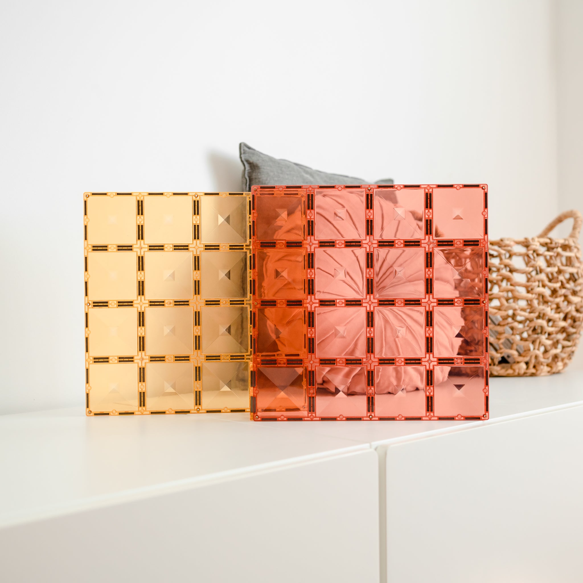connetix magnetic tiles 2 piece  lemon & peach  base plate pack
