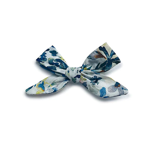 Josie Joan's Petite Bow Clip (Mae)