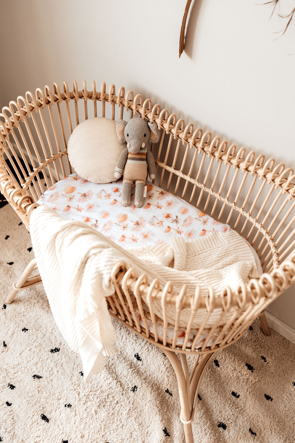 snugglehunny kids bassinet sheet in paradise print 
