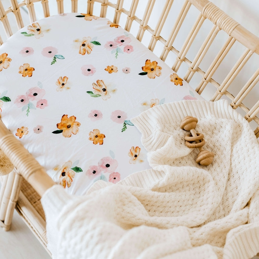 snuggle hunny kids bassinet sheet in poppy