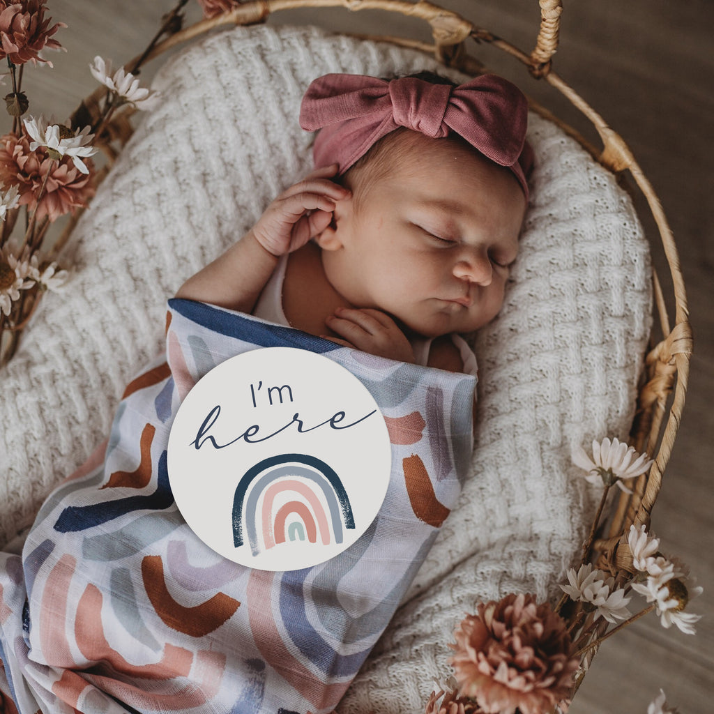 snuggle hunny kids milestone cards in rainbow & sage