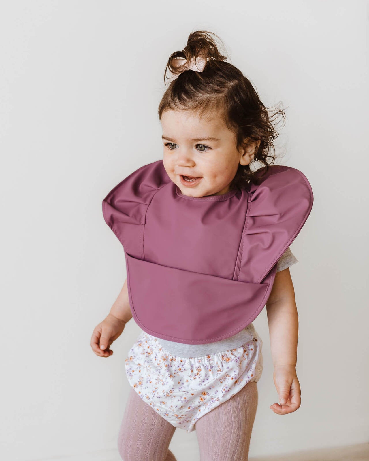 snuggle hunny kids snuggle waterproof bib in mauve